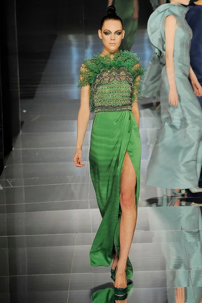 Look 33